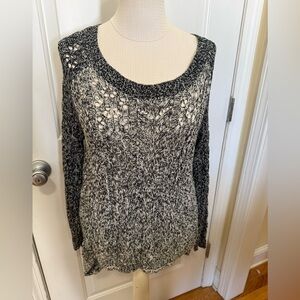 Women's Black and White Crew Neck Sweater